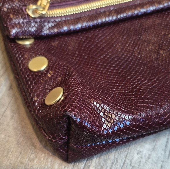 Rare Hammitt VIP Medium Bag Red Wine Burgundy Snake Brushed Gold Hardware - Picture 9 of 16